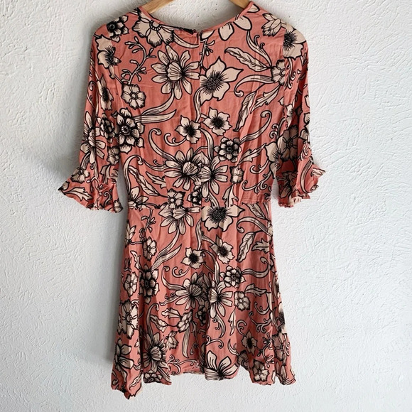For Love & Lemons Ayla Laced Up Dress Floral Print Pink NWT Small Boho - Picture 5 of 8